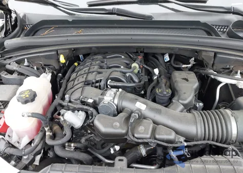 2023 Jeep Grand Cherokee L Limited 4X4 z USA, uszkodzony, nr VIN 1C4RJKBG0P8839104